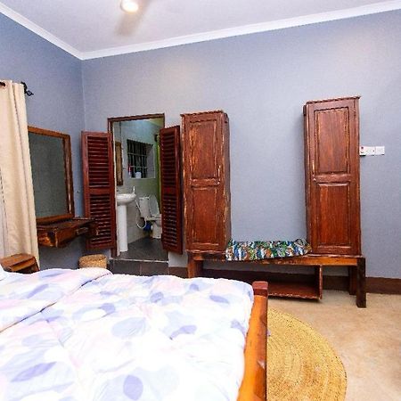 Moshi Urban Hostel And Backpackers Екстериор снимка